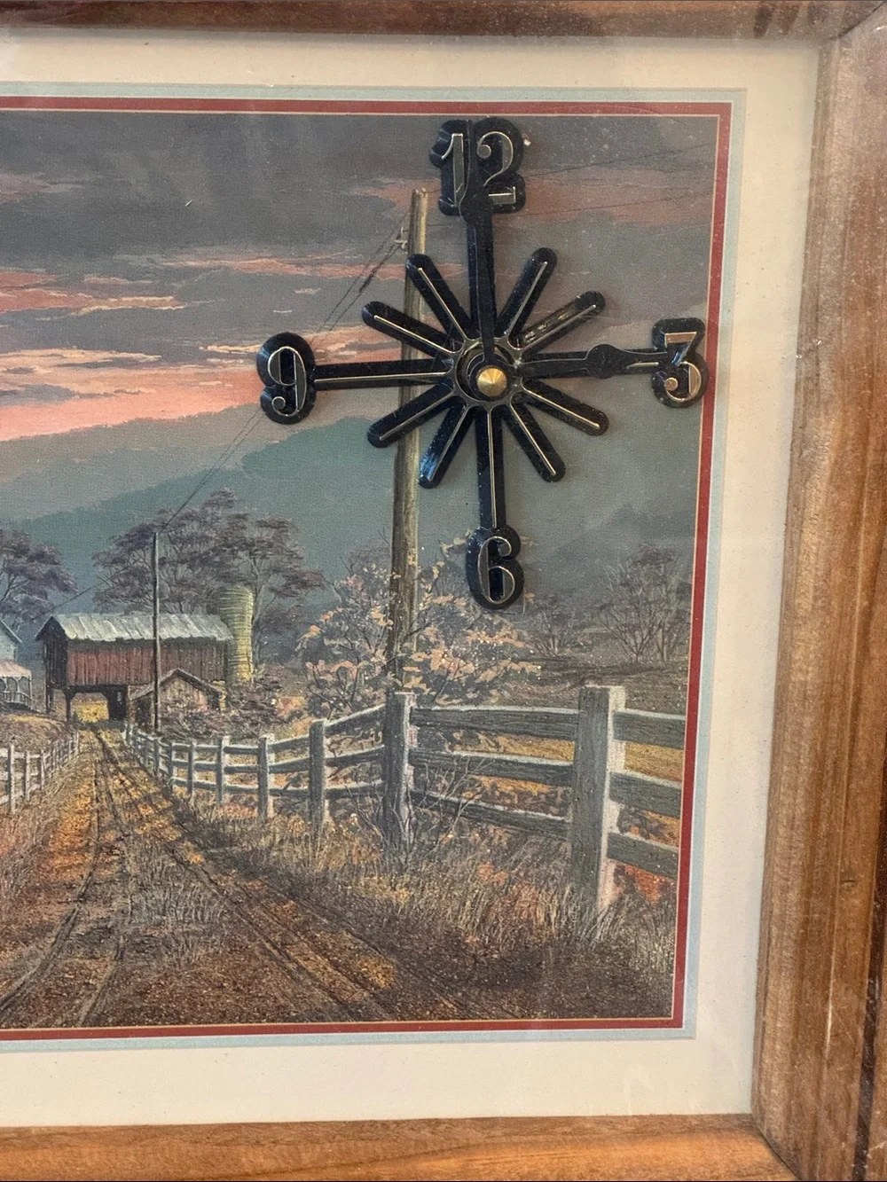 Vintage Classic Decor Inc Wooden Farmhouse Wall Clock Picture Frame